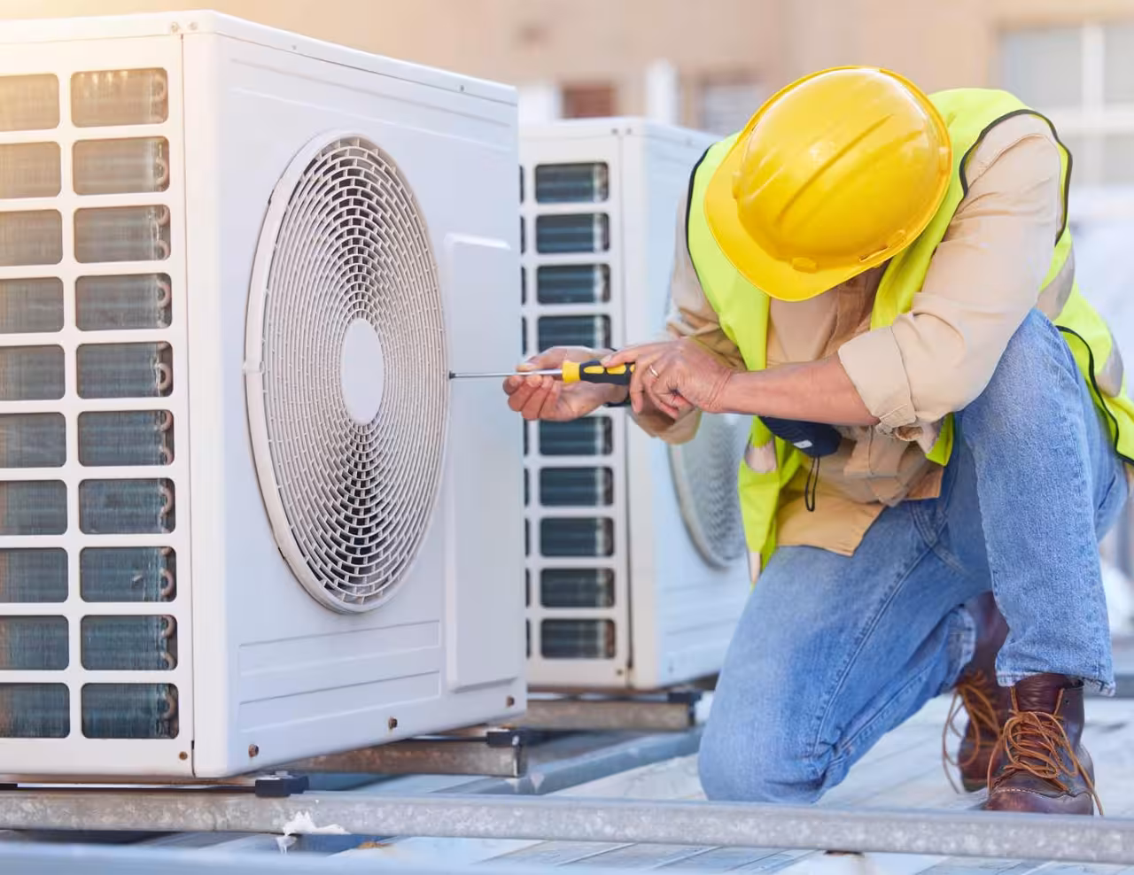 فك وتركيب مكيفات